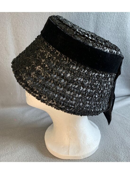 Ladies Black Raffia Hat with Velvet Ribbon Band Size 22 Vintage main image 8